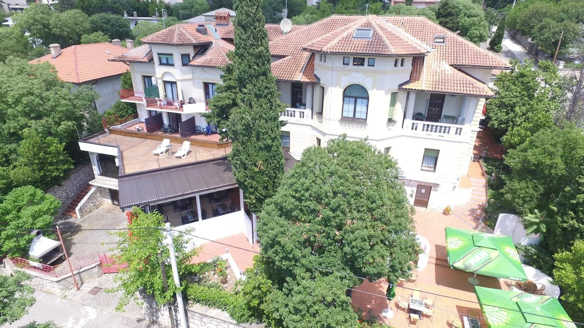 Pansion Ruza location