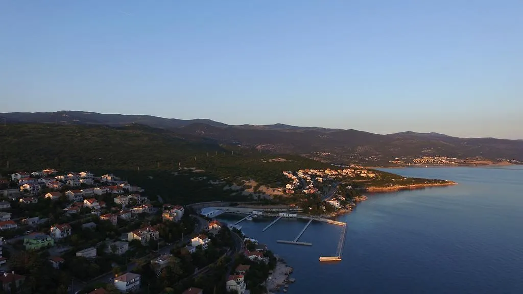 Pansion Ruza 3*, Novi Vinodolski Croatia